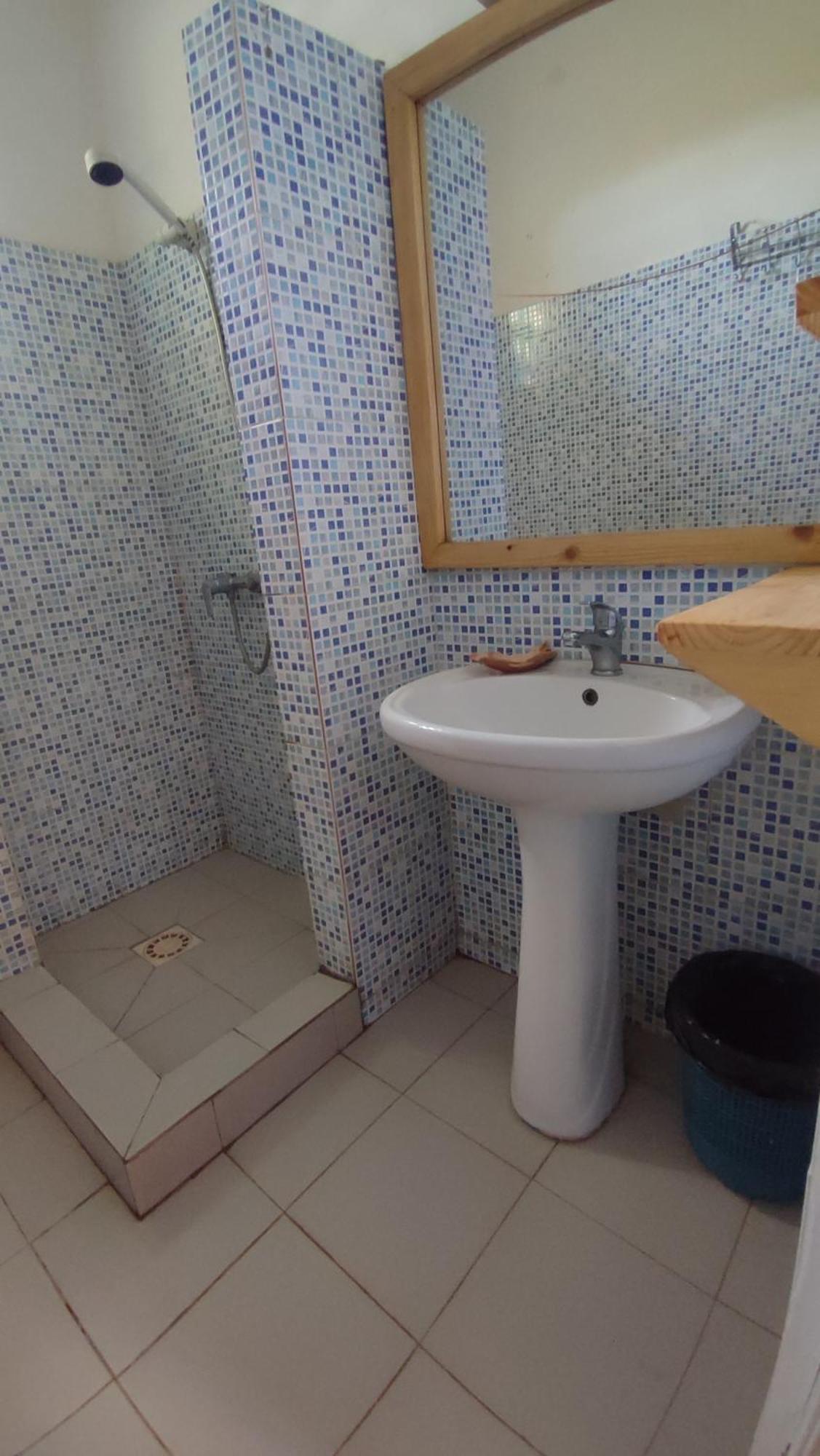 Akine Ti Kasso Piscine Otel Diembéreng Dış mekan fotoğraf